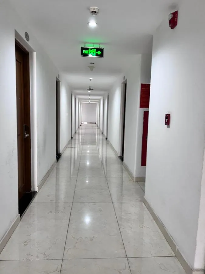 Apartment Sky Center Thap A Gan San Bay Tan Son Nhat Ho Chi Minh City
